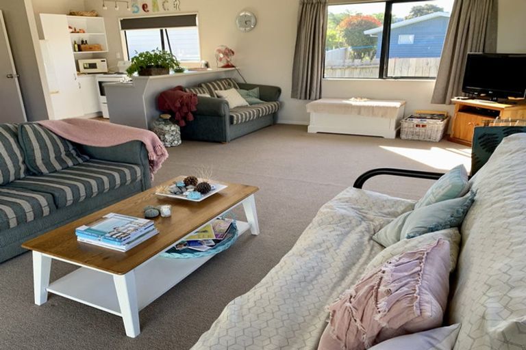 Photo of property in 307b Given Avenue, Whangamata, 3620