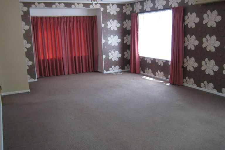 Photo of property in 75 Kennedy Avenue, Forrest Hill, Auckland, 0620