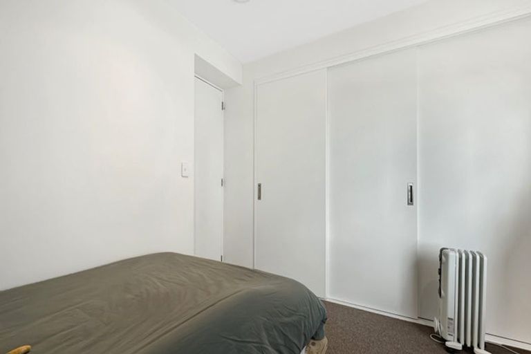 Photo of property in 801/1 Buscomb Avenue, Henderson, Auckland, 0610