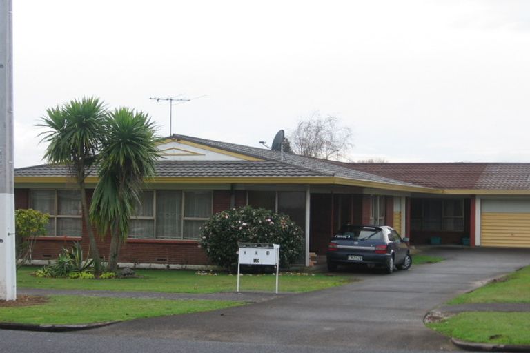 Photo of property in 1/10 Opaheke Road, Papakura, 2110