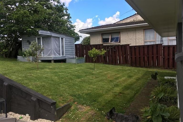 Photo of property in 12 Taonui Street, Rosehill, Papakura, 2113