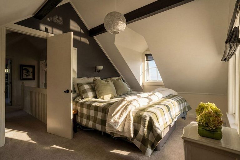 Photo of property in 16 Hinewa Road, Otumoetai, Tauranga, 3110