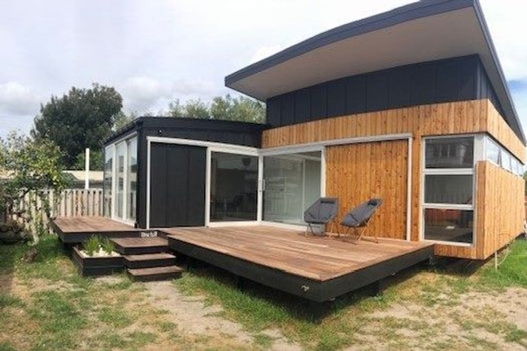 Photo of property in 8b Ngatai Road, Otumoetai, Tauranga, 3110
