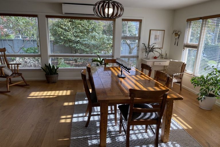 Photo of property in 122 Waimairi Road, Ilam, Christchurch, 8041