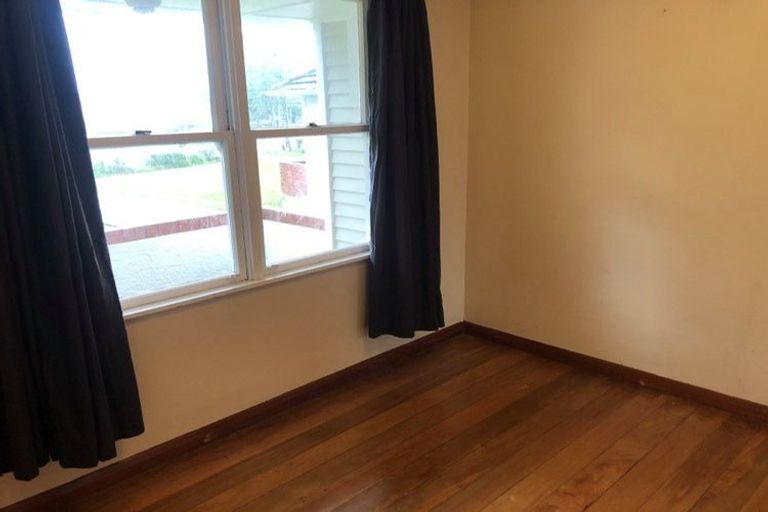 Photo of property in 25-35 Butler Street, Naenae, Lower Hutt, 5011