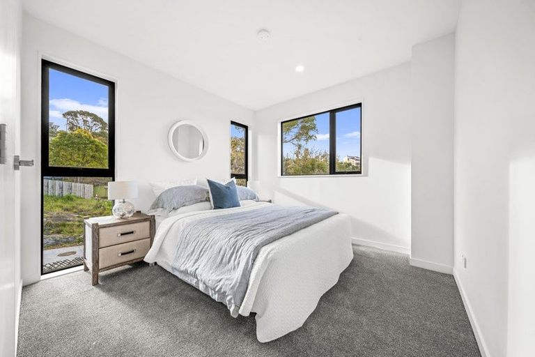Photo of property in 33d Saint Peters Street, Northcote, Auckland, 0627