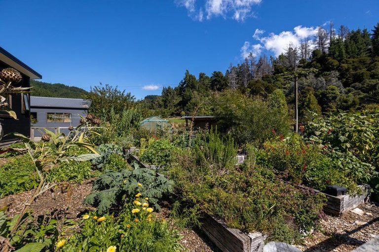 Photo of property in 538 Riwaka-sandy Bay Road, Kaiteriteri, Motueka, 7197