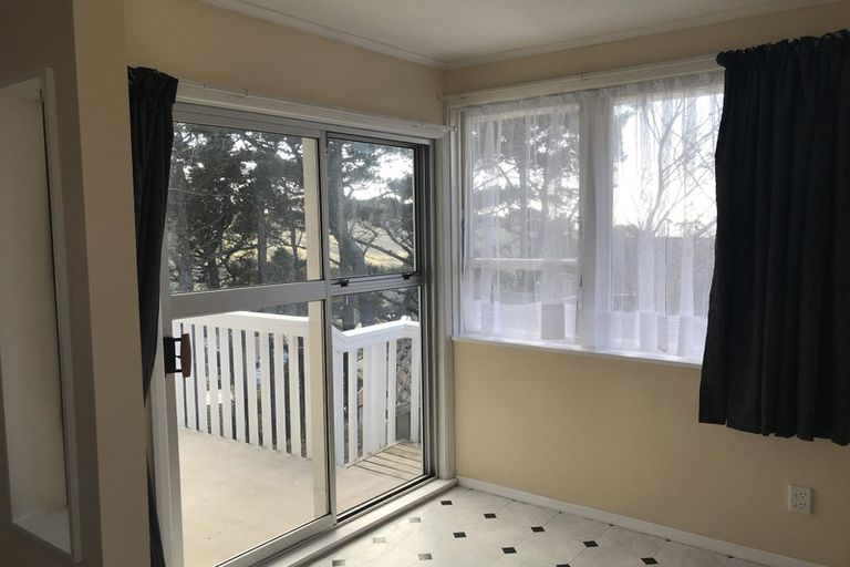 Photo of property in 12a Maraval Crescent, Grenada Village, Wellington, 6037