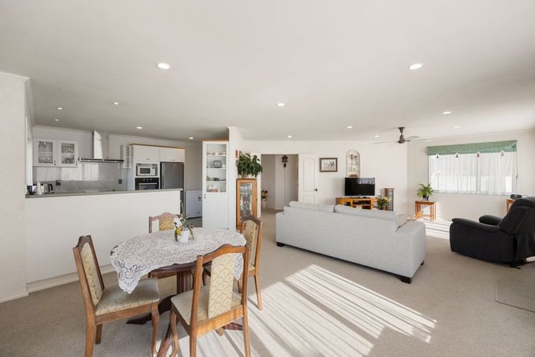 Photo of property in 1/1150 Bank Street, Te Awamutu, 3800