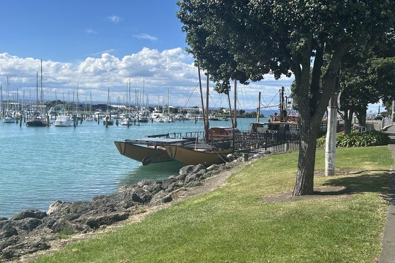 Photo of property in 2/26 West Quay, Ahuriri, Napier, 4110