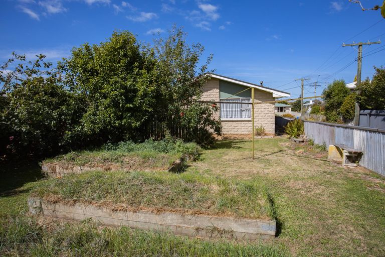 Photo of property in 48 Stuart Street, Holmes Hill, Oamaru, 9401