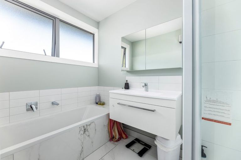Photo of property in 1/22 Whitmore Street, Edgeware, Christchurch, 8013
