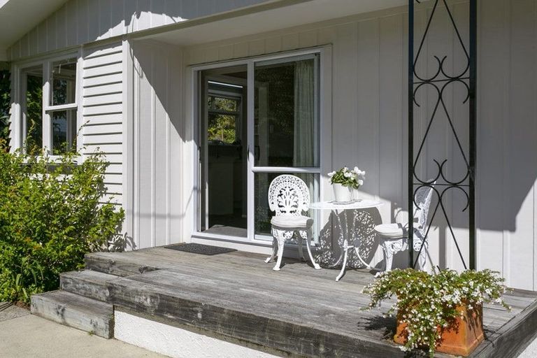 Photo of property in 2/79 Taupo View Road, Taupo, 3330