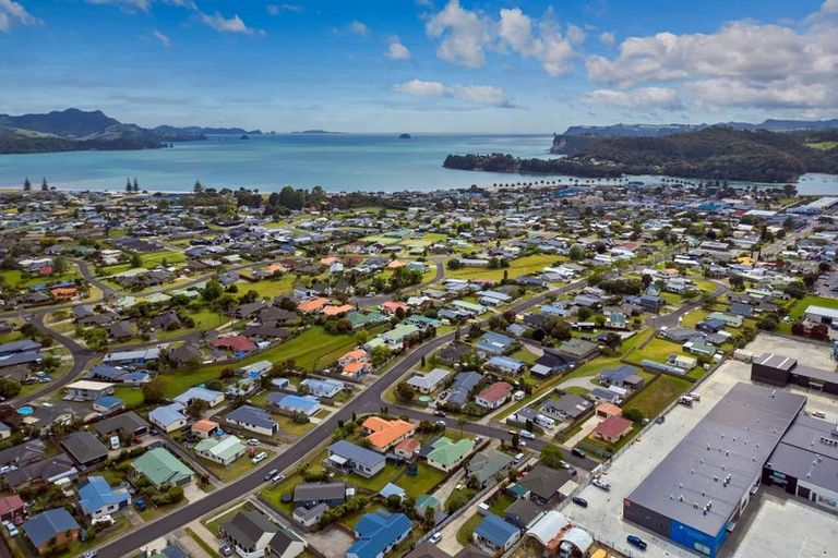 Photo of property in 14 Santa Maria Drive, Whitianga, 3510