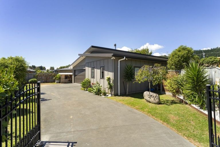 Photo of property in 7 Aqua Way, Paraparaumu, 5032