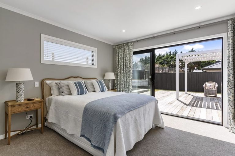 Photo of property in 10 Te Rata Boulevard, Karaka, 2124