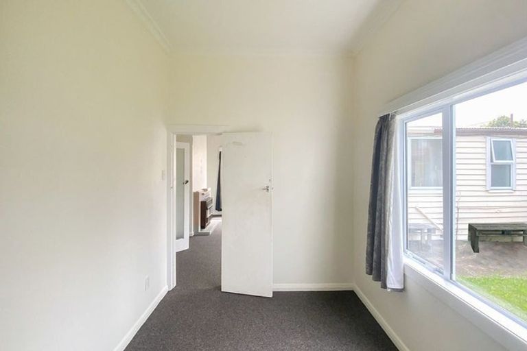 Photo of property in 63 Constable Street, Newtown, Wellington, 6021