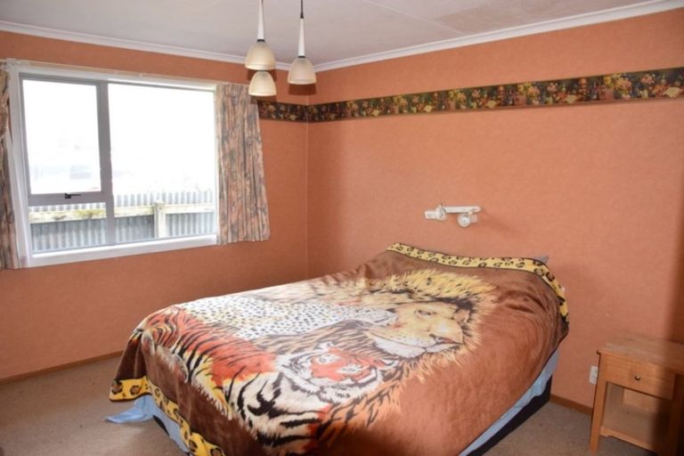 Photo of property in 75 Mcquarrie Street, Kingswell, Invercargill, 9812