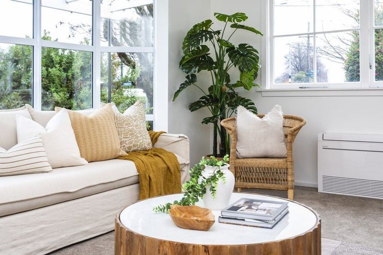 Photo of property in 1/103 Opawa Road, Opawa, Christchurch, 8023