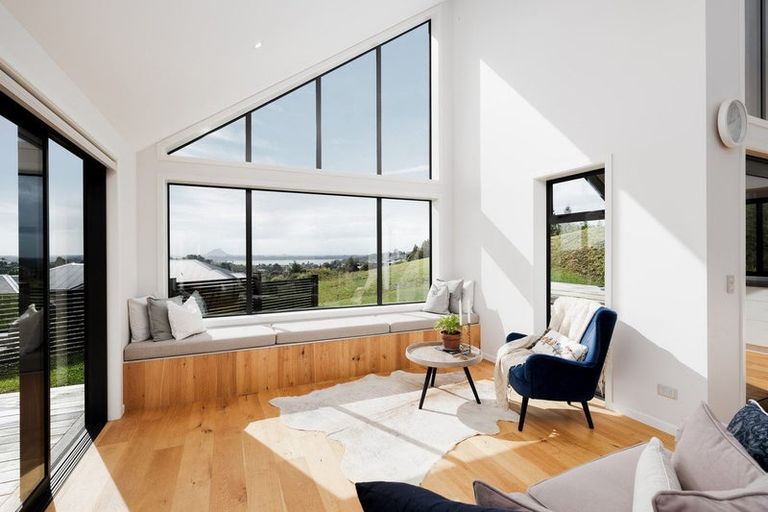 Photo of property in 42 Te Auhi Way, Welcome Bay, Tauranga, 3112