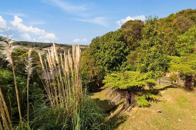 Photo of property in 25 Exploration Way, Whitby, Porirua, 5024