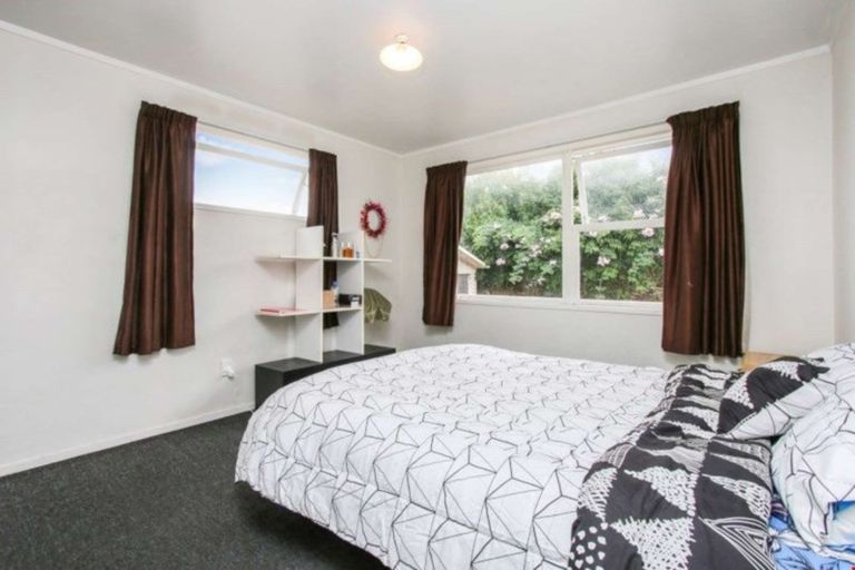 Photo of property in 21 Aarts Avenue, Manurewa, Auckland, 2102