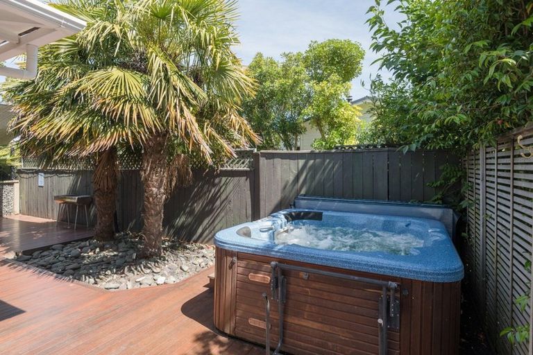 Photo of property in 51 Waimea West Road, Brightwater, 7022