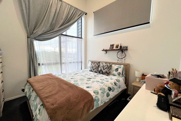 Photo of property in 2 Pasla Close, Papakura, 2110