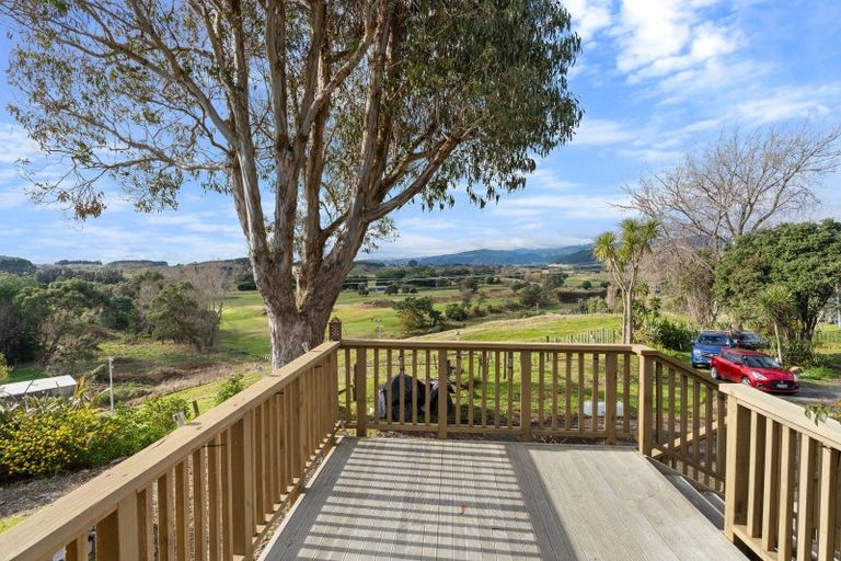 Photo of property in 35 Old Coach Road, Otaki, 5512