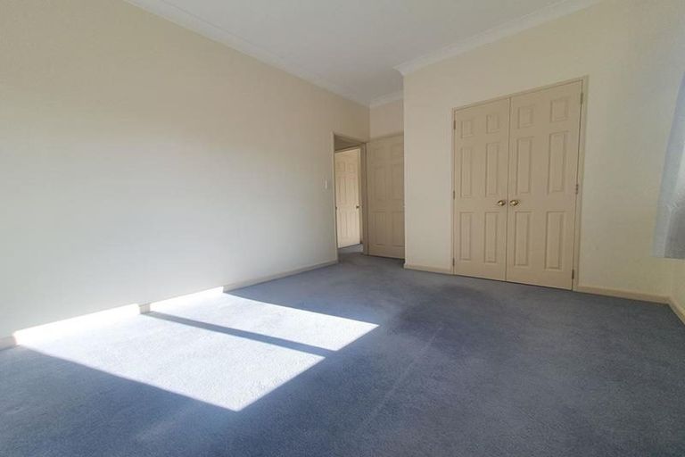 Photo of property in 93 Glendhu Road, Bayview, Auckland, 0629