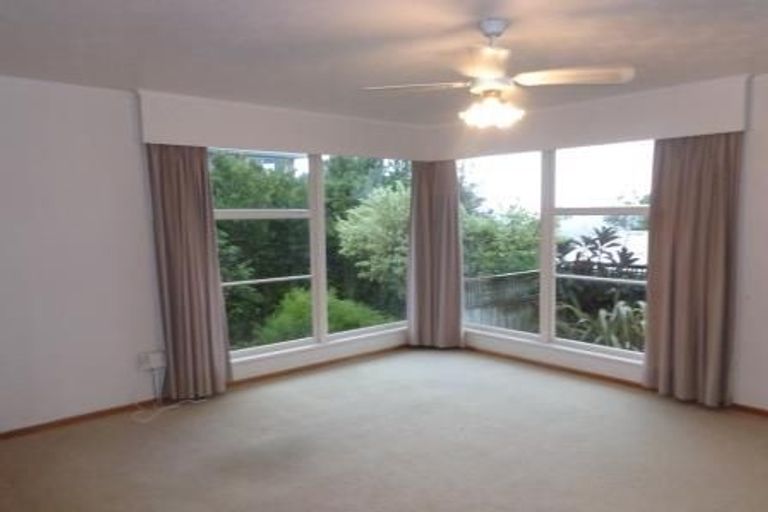Photo of property in 20 Thomas Avenue, Te Atatu Peninsula, Auckland, 0610