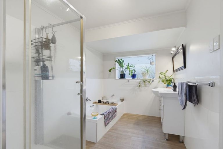Photo of property in 3 Awatere Place, Snells Beach, 0920