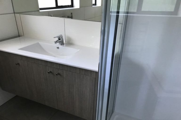 Photo of property in 13 Indiana Grove, Totara Park, Upper Hutt, 5018