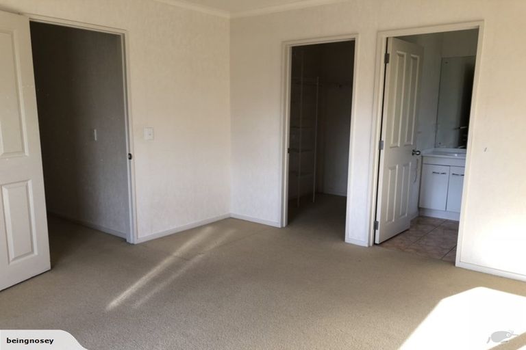 Photo of property in 14 Chapletown Drive, East Tamaki, Auckland, 2016