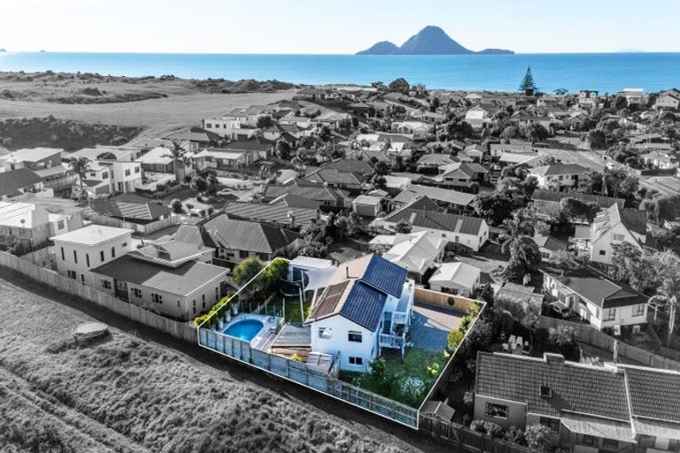 Photo of property in 66 Fishermans Drive, Coastlands, Whakatane, 3120
