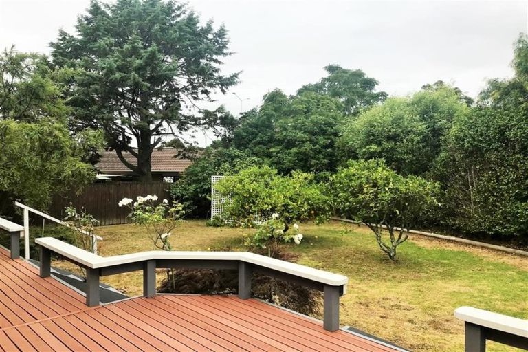 Photo of property in 185 Walter Strevens Drive, Conifer Grove, Takanini, 2112