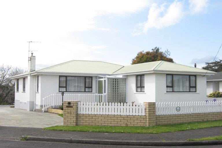 Photo of property in 10 Hurdon Street, Hurdon, New Plymouth, 4310