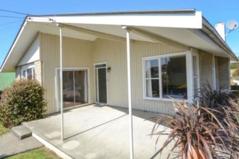 Photo of property in 25 Durham Street, Mornington, Dunedin, 9011