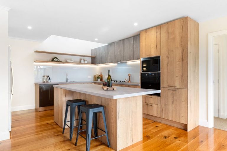 Photo of property in 12 Sunnyvale Road, Waitakere, Auckland, 0614