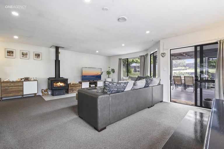 Photo of property in 14 Mcdougal Place, Kaiapoi, 7630