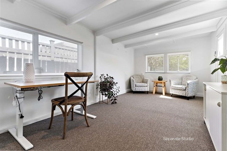 Photo of property in 74 East Street, Greytown, 5712