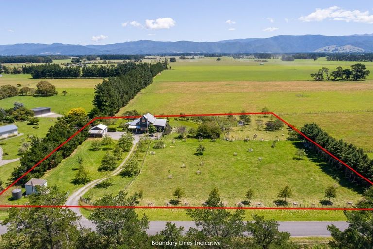 Photo of property in 80 Battersea Road, Morison Bush, Greytown, 5794