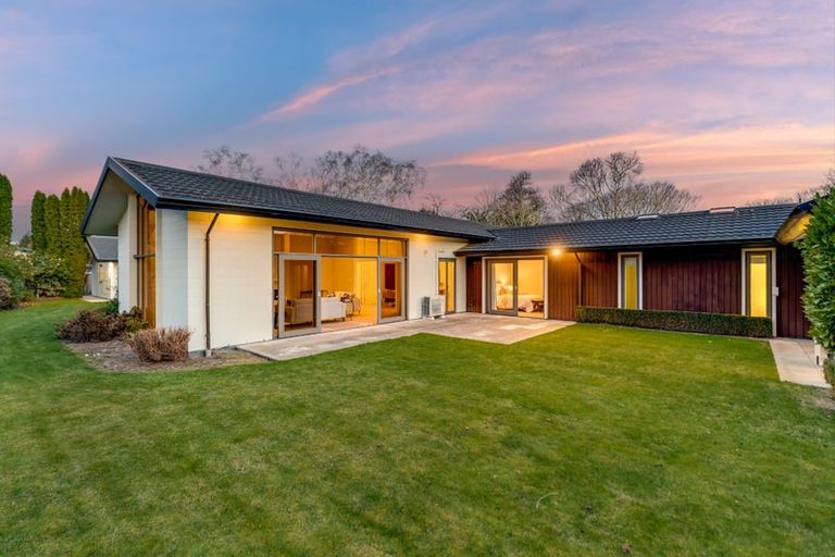 Photo of property in 6 Kilmuir Lane, Harewood, Christchurch, 8051