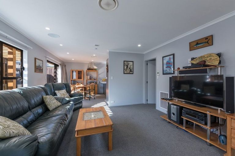 Photo of property in 2/48 Songer Street, Stoke, Nelson, 7011