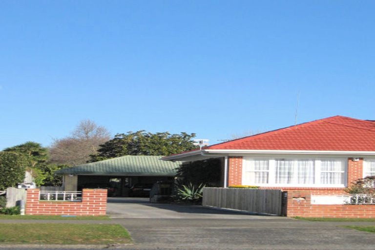 Photo of property in 37a Willis Road, Papakura, 2110