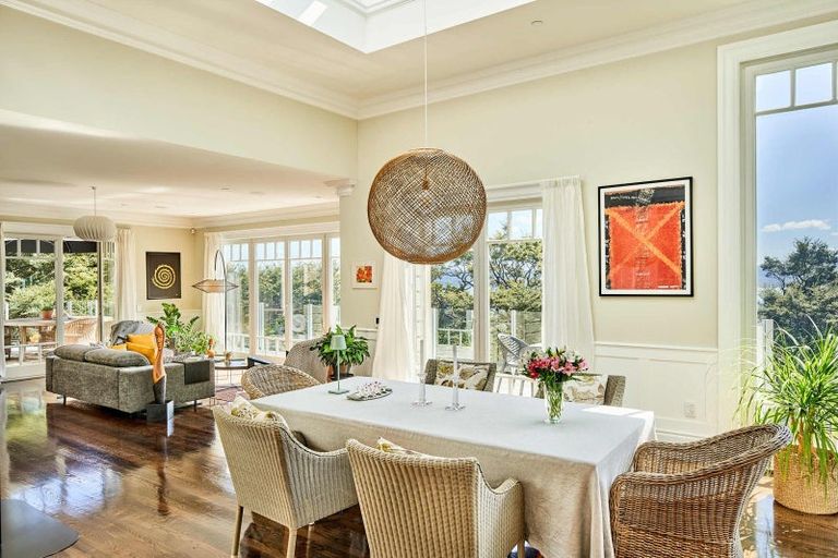 Photo of property in 18 Huia Road, Days Bay, Lower Hutt, 5013