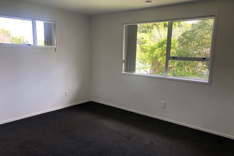 Photo of property in 136 Waimumu Road, Massey, Auckland, 0614