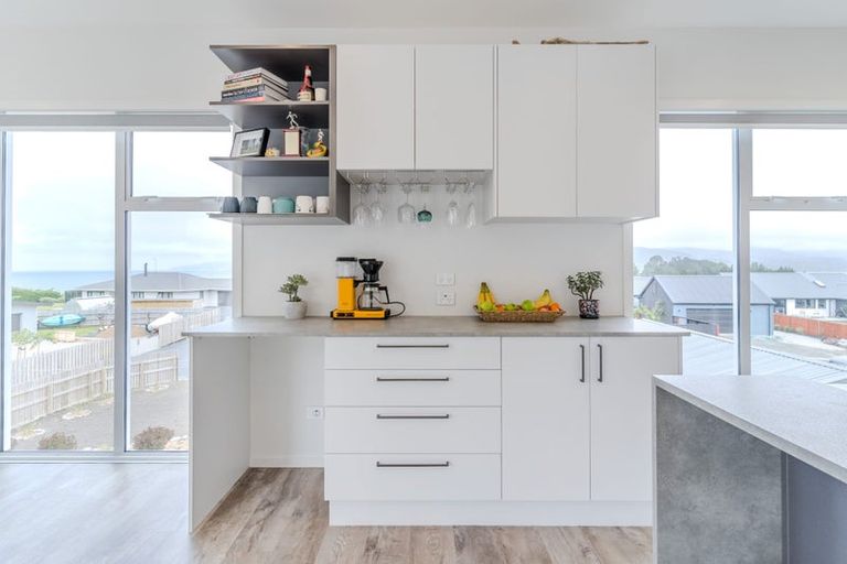 Photo of property in 5 Okahau Terrace, Warrington, 9471