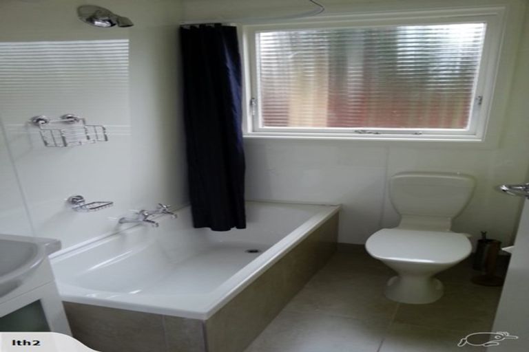 Photo of property in 1/137 Holly Road, St Albans, Christchurch, 8014