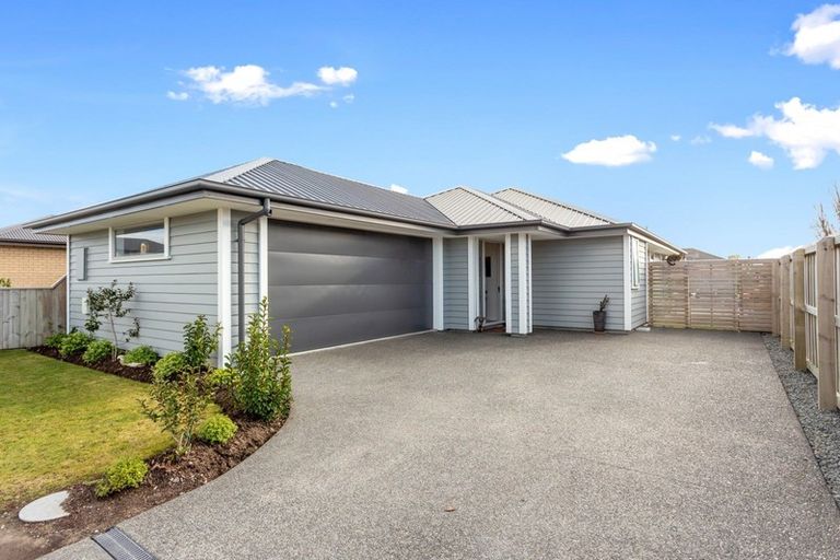 Photo of property in 71 Mary Ellen Street, Pegasus, 7612